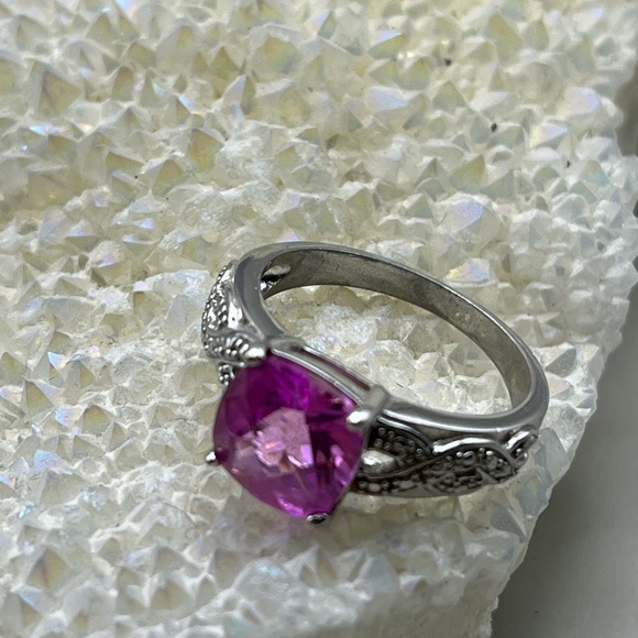 Elegant Silver Tone and Dazzling Pink Checkerboard Cut Gemstone Ring - Picture 2 of 4
